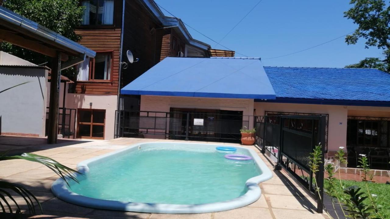 Residencial Los Lapachos Пуерто Игуасу Екстериор снимка