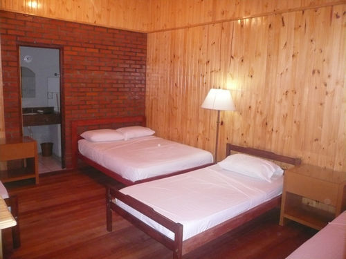 Residencial Los Lapachos Пуерто Игуасу Екстериор снимка